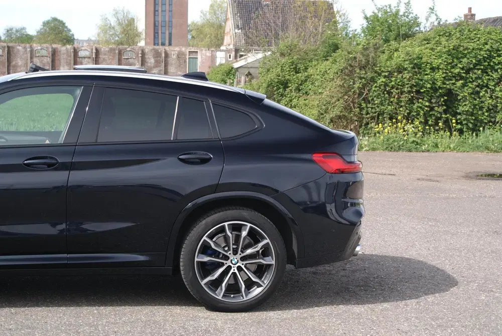 BMW X4 XDrive30i M-Pakket uit 2019, foto 9
