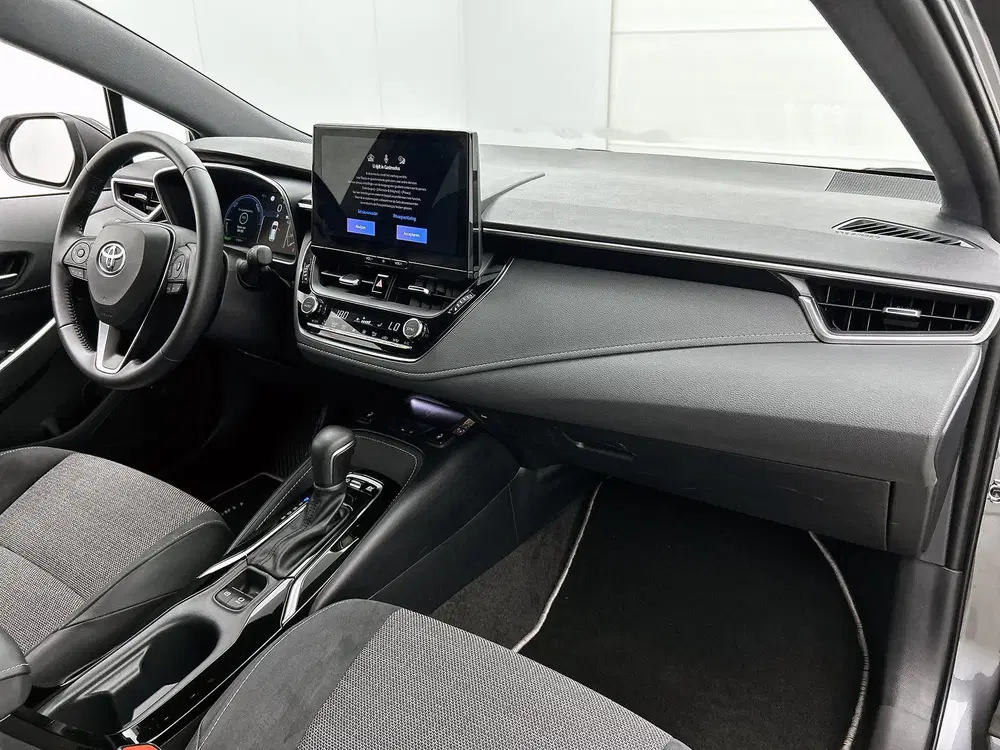 Toyota Corolla Hybrid 140 Dynamic BTW voertui uit 2025, foto 6