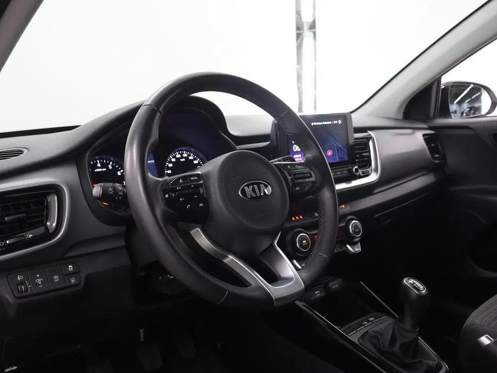 Kia Stonic 1.0 T-GDi MHEV DynamicPlusLine uit 2021, foto 7