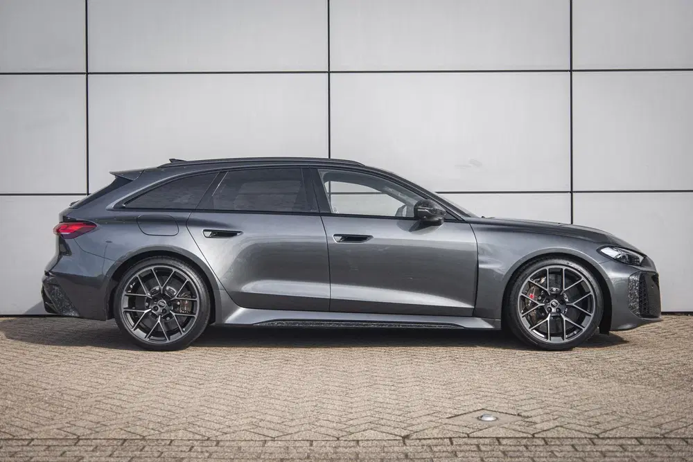 Audi RS5 2.9 e-hybrid 639pk quattro uit 2026, foto 3