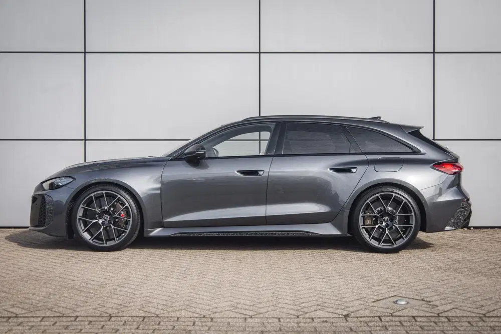 Audi RS5 2.9 e-hybrid 639pk quattro uit 2026, foto 9