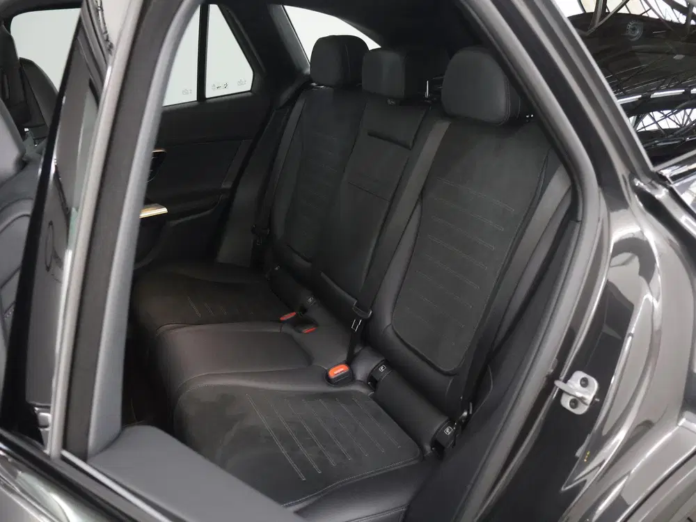 Mercedes-Benz GLC 400e 4MATIC Sport Edition uit 2025, foto 11