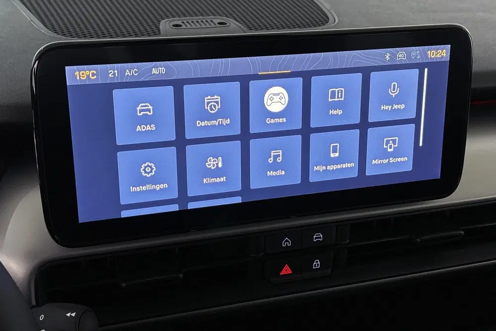 Jeep Avenger 1.2 e-Hybrid Summit Camera Keyless JBL App uit 2025, foto 12