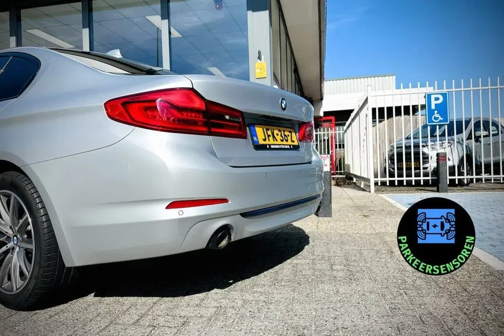 BMW 5-serie 5 Serie 520i High Executive Sport Line uit 2019, foto 10