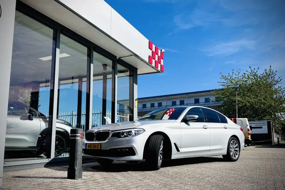 BMW 5-serie 5 Serie 520i High Executive Sport Line uit 2019, foto 6