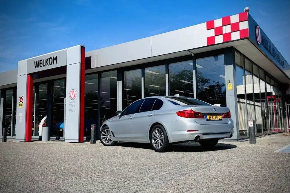 BMW 5-serie 5 Serie 520i High Executive Sport Line uit 2019, foto 7