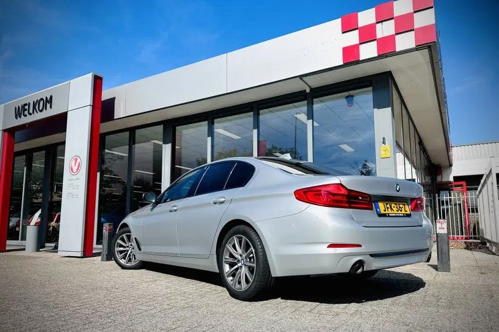BMW 5-serie 5 Serie 520i High Executive Sport Line uit 2019, foto 8
