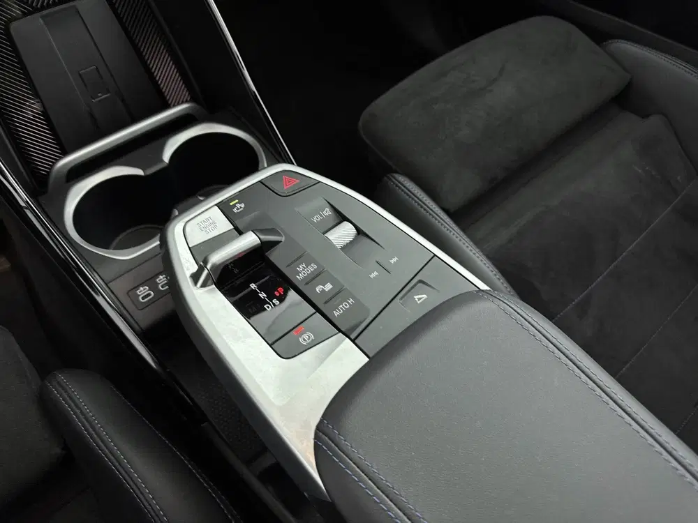BMW X1 xDrive25e M Sport Automaat uit 2024, foto 14