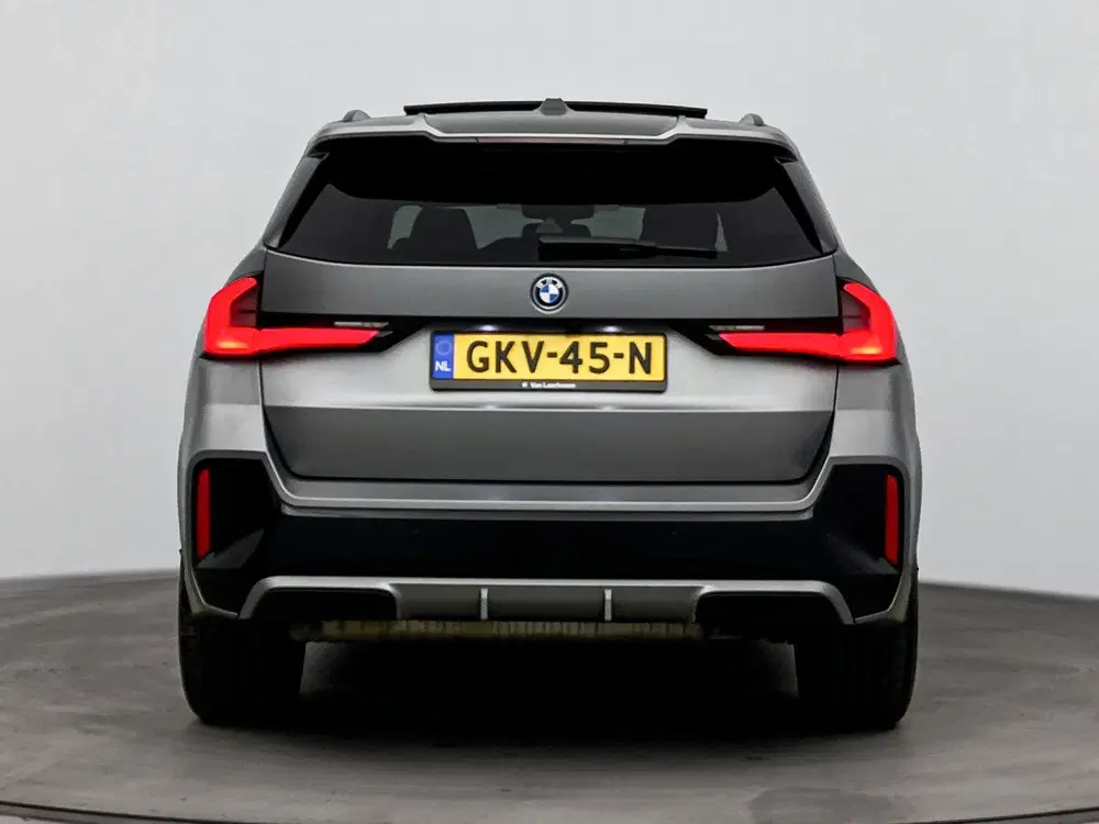 BMW X1 xDrive25e M Sport Automaat uit 2024, foto 3