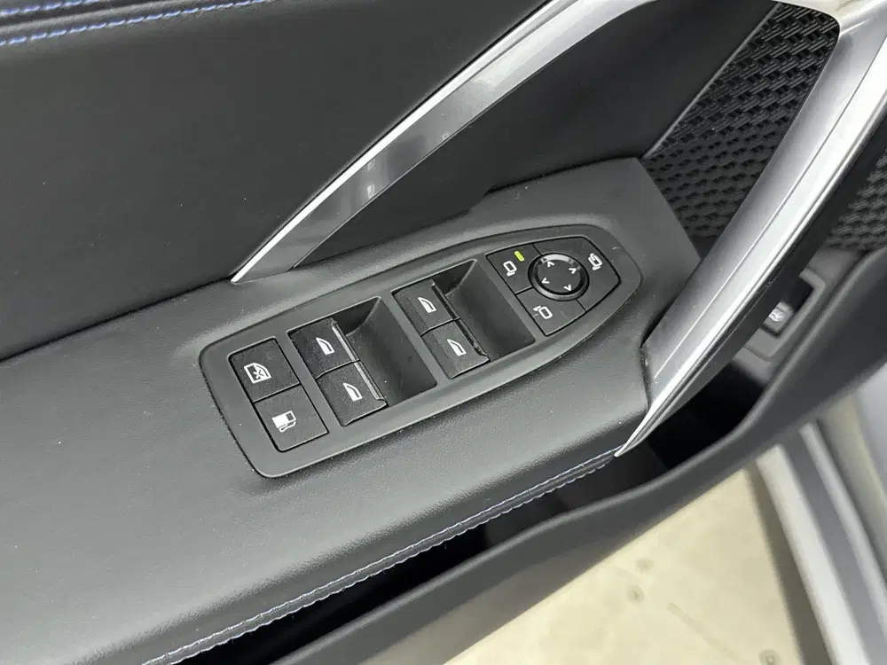 BMW X1 xDrive25e M Sport Automaat uit 2024, foto 9