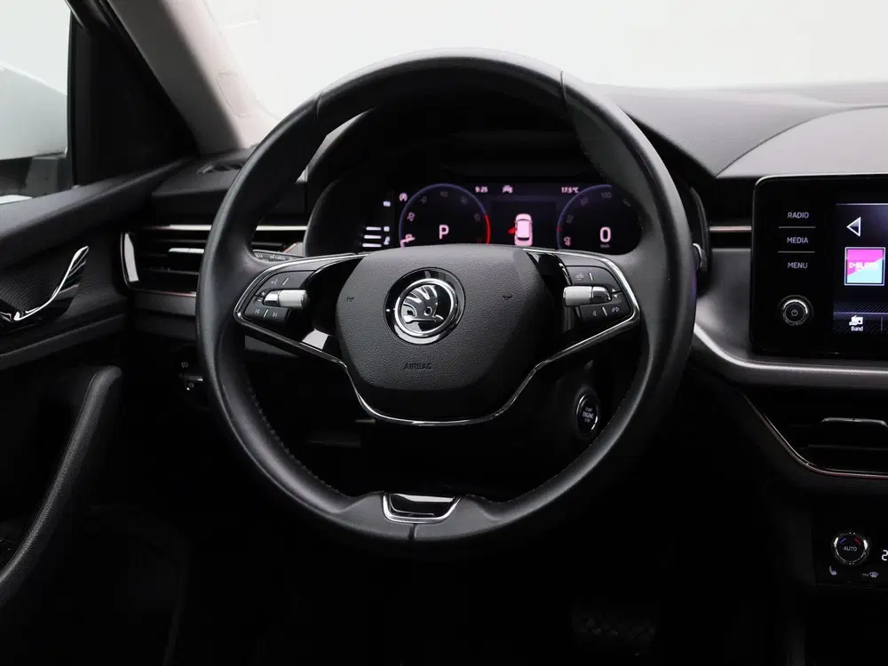 Skoda Kamiq 1.0 TSI Business Edition uit 2023, foto 10