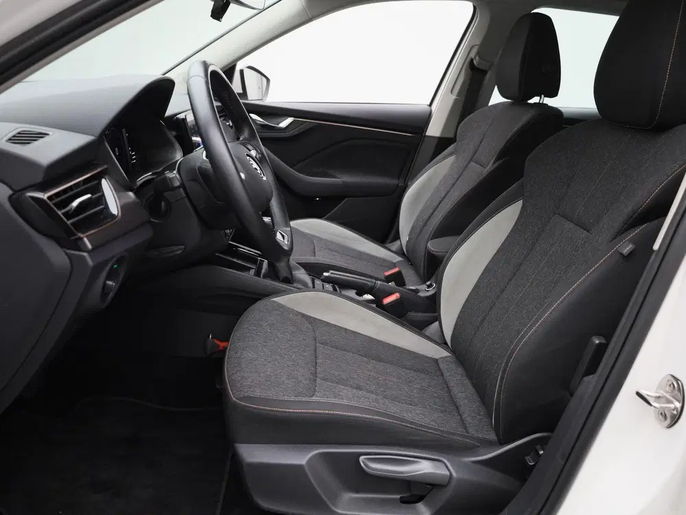 Skoda Kamiq 1.0 TSI Business Edition uit 2023, foto 11