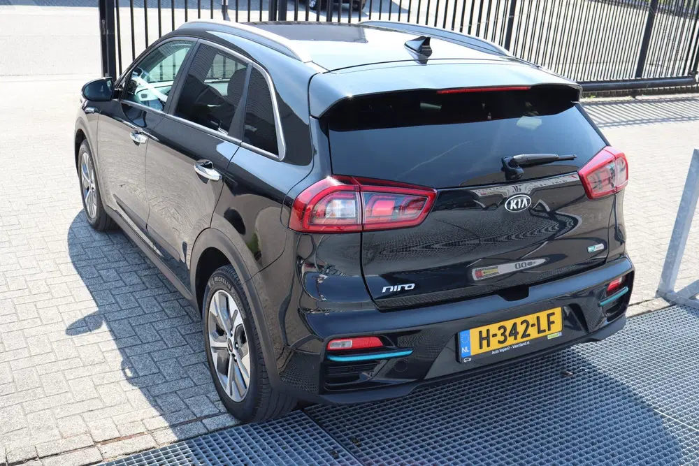 Kia Niro ExecutiveLine 64 kWh SOH 100% Verwarmbare uit 2020, foto 10