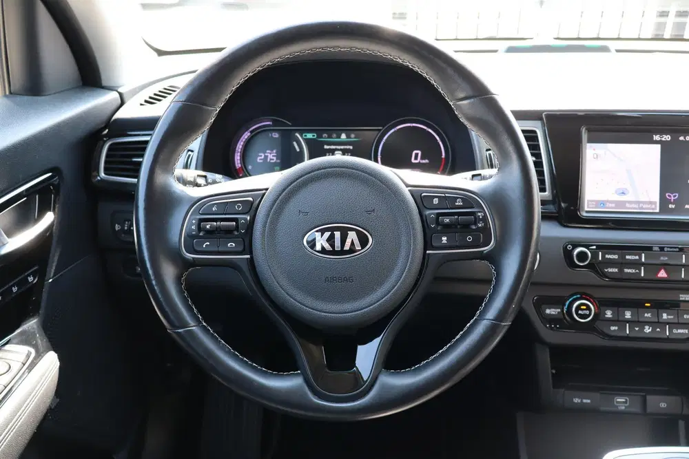 Kia Niro ExecutiveLine 64 kWh SOH 100% Verwarmbare uit 2020, foto 13