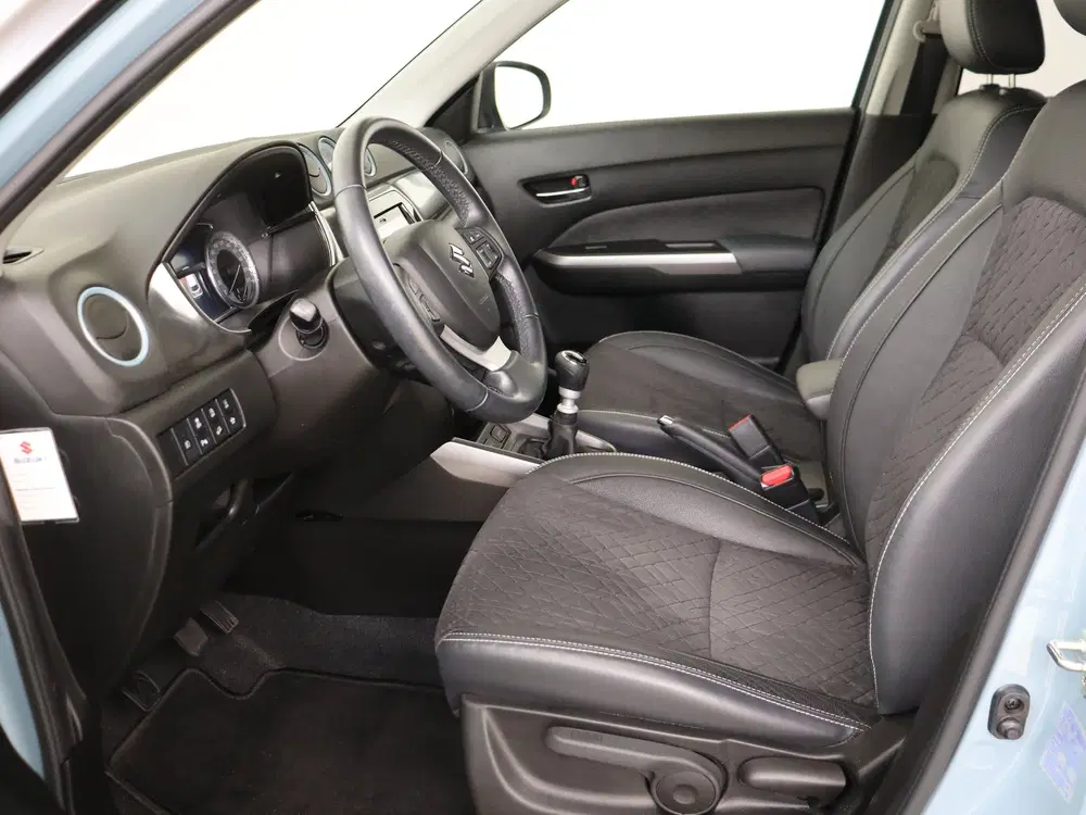 Suzuki Vitara 1.4 Boosterjet Style Smart Hybrid AllGrip uit 2022, foto 15