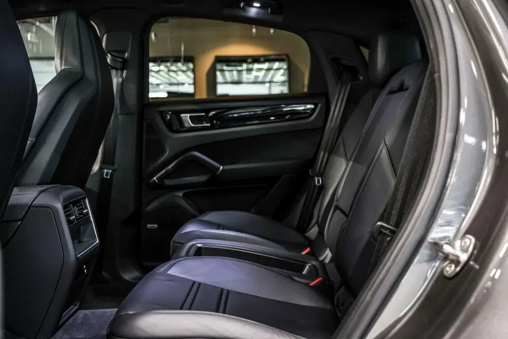 Porsche Cayenne Cayenne Coupé 3.0 E-Hybrid uit 2022, foto 10