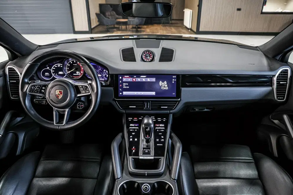 Porsche Cayenne Cayenne Coupé 3.0 E-Hybrid uit 2022, foto 2