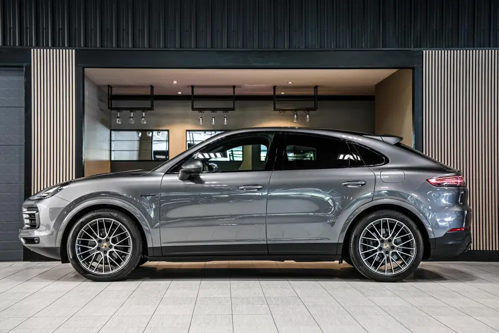 Porsche Cayenne Cayenne Coupé 3.0 E-Hybrid uit 2022, foto 8