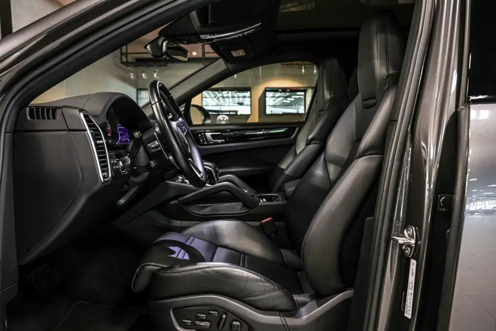 Porsche Cayenne Cayenne Coupé 3.0 E-Hybrid uit 2022, foto 9