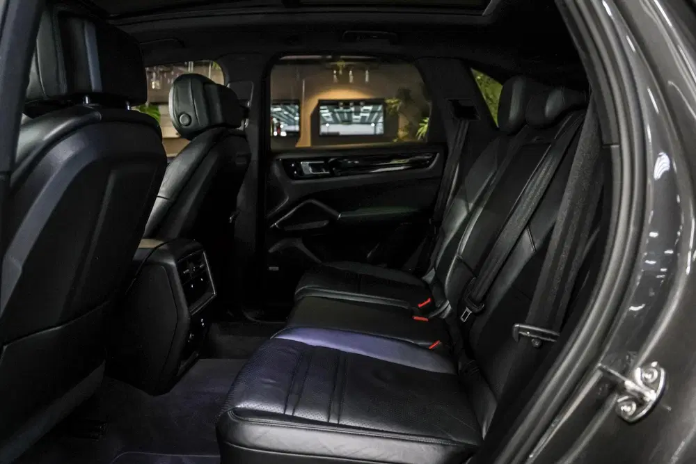 Porsche Cayenne 3.0 E-Hybrid uit 2020, foto 10