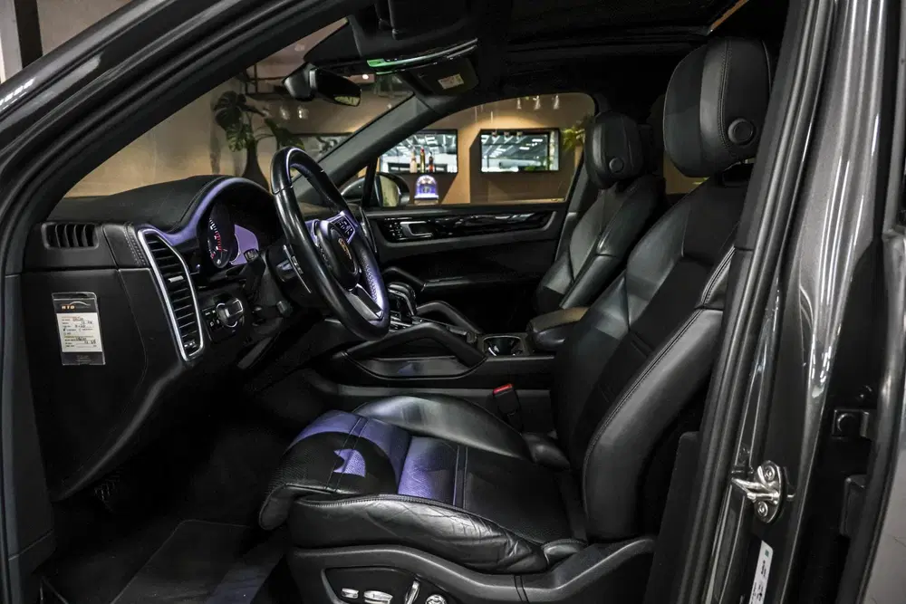 Porsche Cayenne 3.0 E-Hybrid uit 2020, foto 9