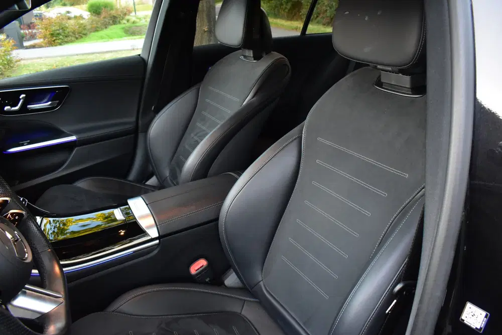 Mercedes-Benz C-Klasse 300 e AMG Line AUT. 36DKM 313PK FULL uit 2024, foto 10