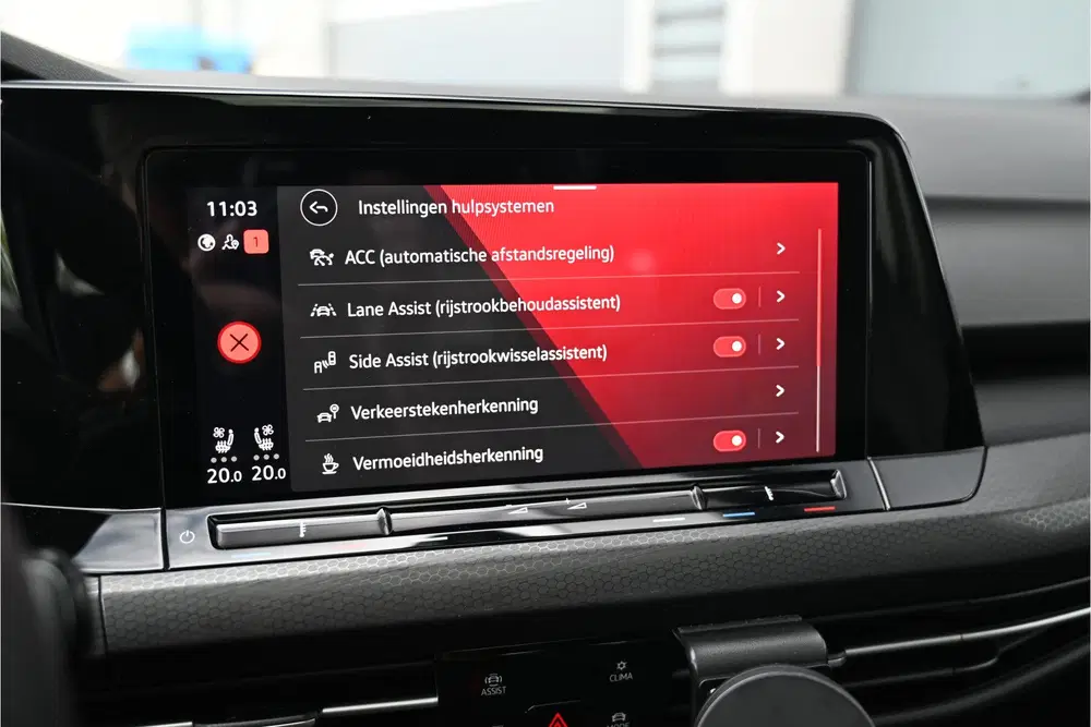 Volkswagen Golf 2.0 TSI GTI CLUBSPORT 300 PK uit 2021, foto 15