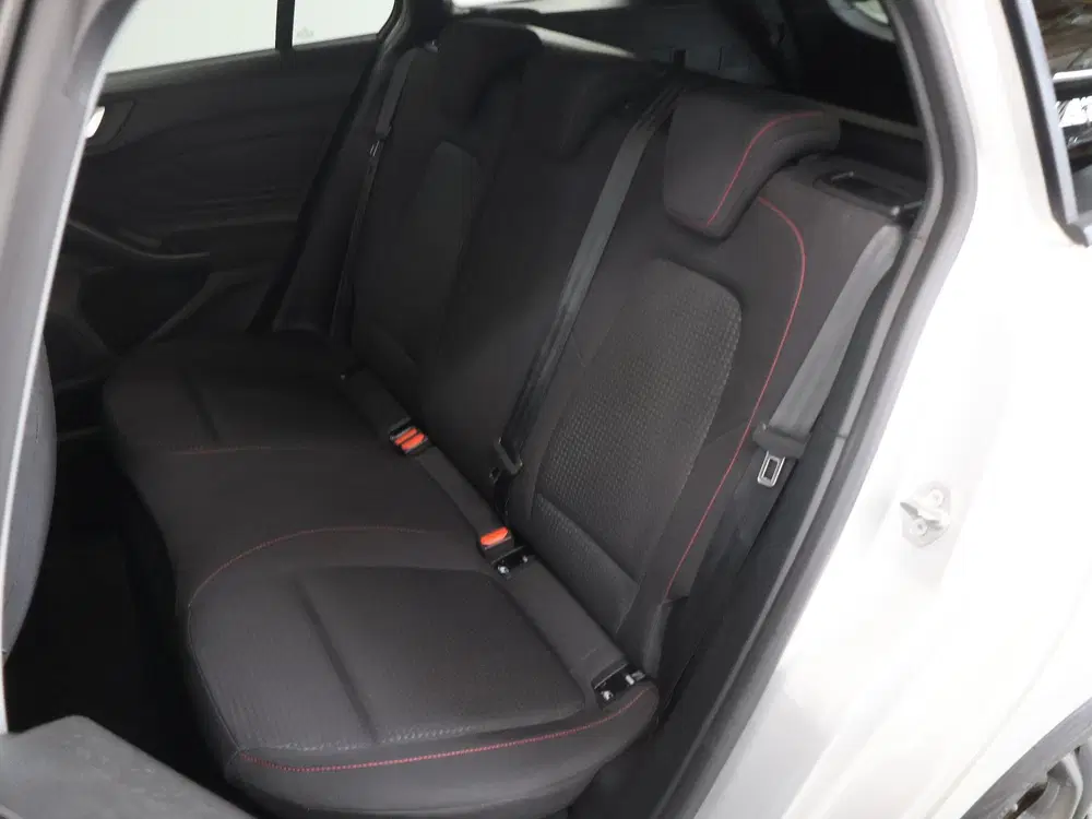 Ford Focus 1.0 EcoBoost Hybrid ST Line Business uit 2022, foto 11