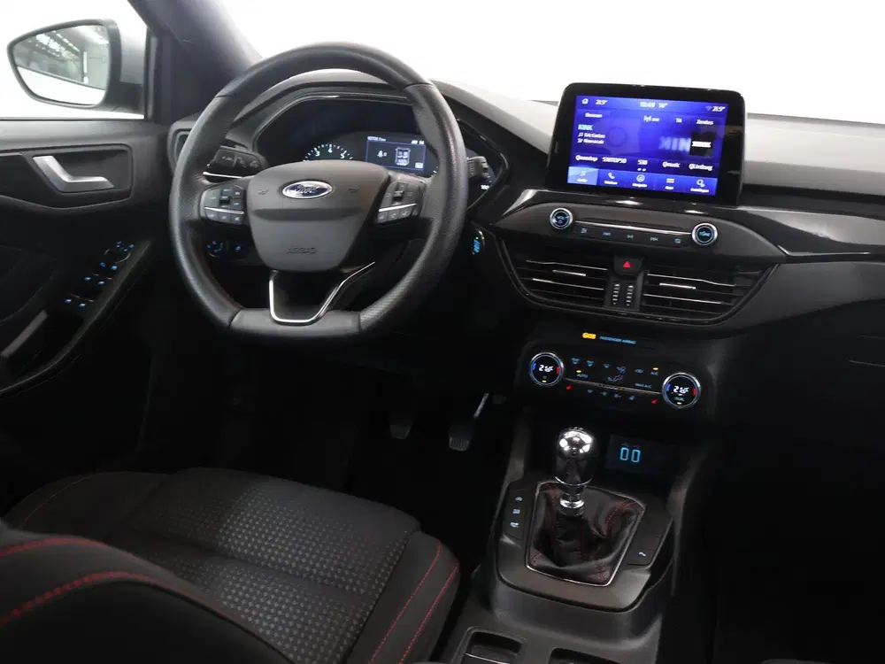 Ford Focus 1.0 EcoBoost Hybrid ST Line Business uit 2022, foto 9