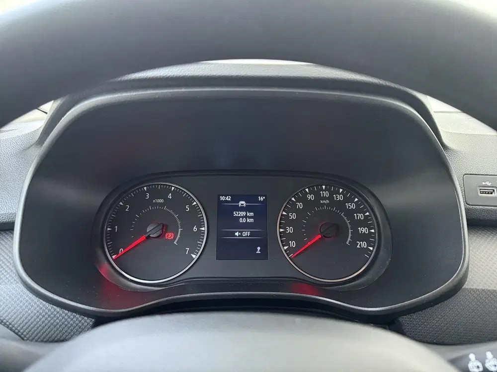 Dacia Sandero 1.0 TCe 90 PK Essential Trekhaak uit 2021, foto 11
