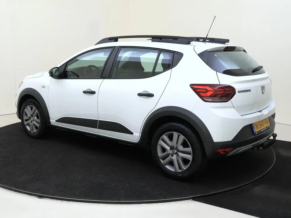 Dacia Sandero 1.0 TCe 90 PK Essential Trekhaak uit 2021, foto 3