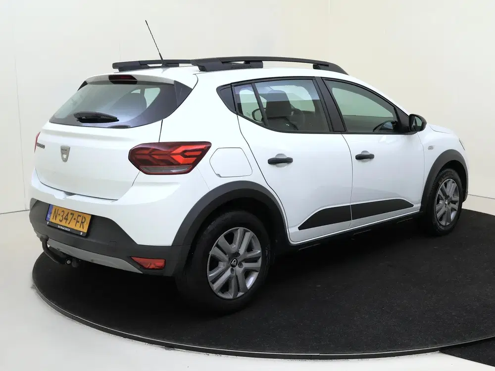 Dacia Sandero 1.0 TCe 90 PK Essential Trekhaak uit 2021, foto 4