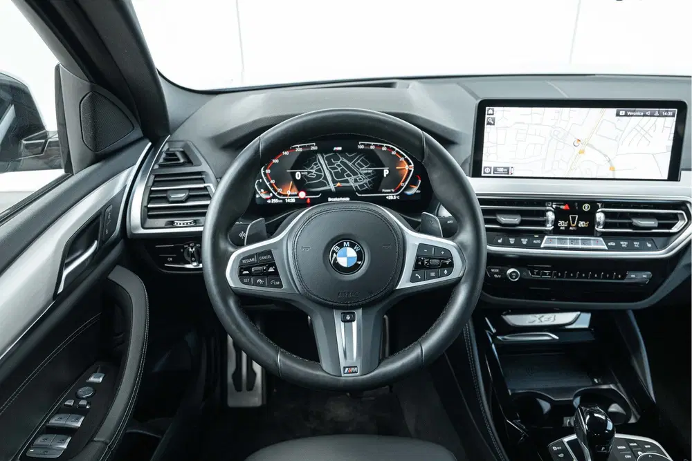 BMW X4 xDrive20i M Sport Automaat uit 2023, foto 10