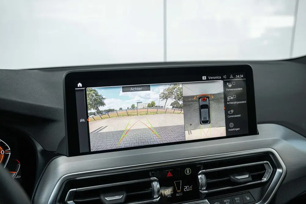 BMW X4 xDrive20i M Sport Automaat uit 2023, foto 14