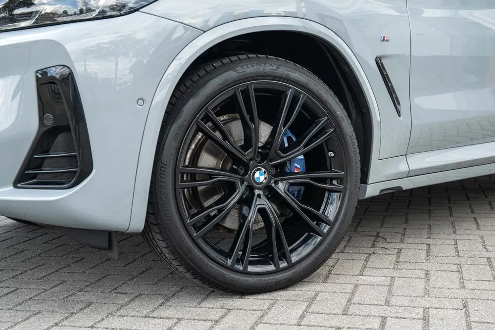 BMW X4 xDrive20i M Sport Automaat uit 2023, foto 9