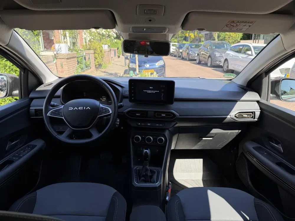 Dacia Jogger 1.6 Hybrid 140 Extreme 7p. uit 2025, foto 10