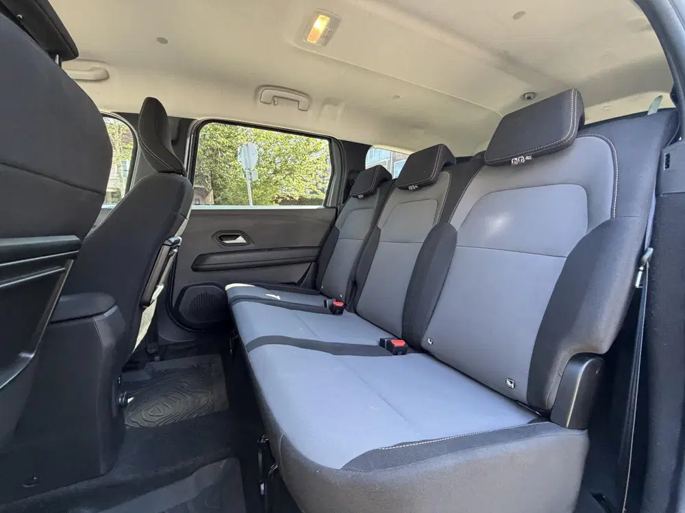 Dacia Jogger 1.6 Hybrid 140 Extreme 7p. uit 2025, foto 12