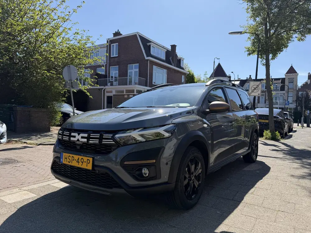 Dacia Jogger 1.6 Hybrid 140 Extreme 7p. uit 2025, foto 7