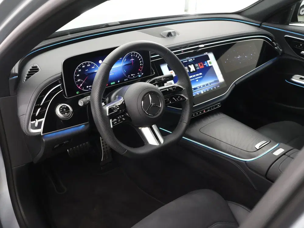 Mercedes-Benz E-Klasse 300 e Sport Edition uit 2025, foto 7