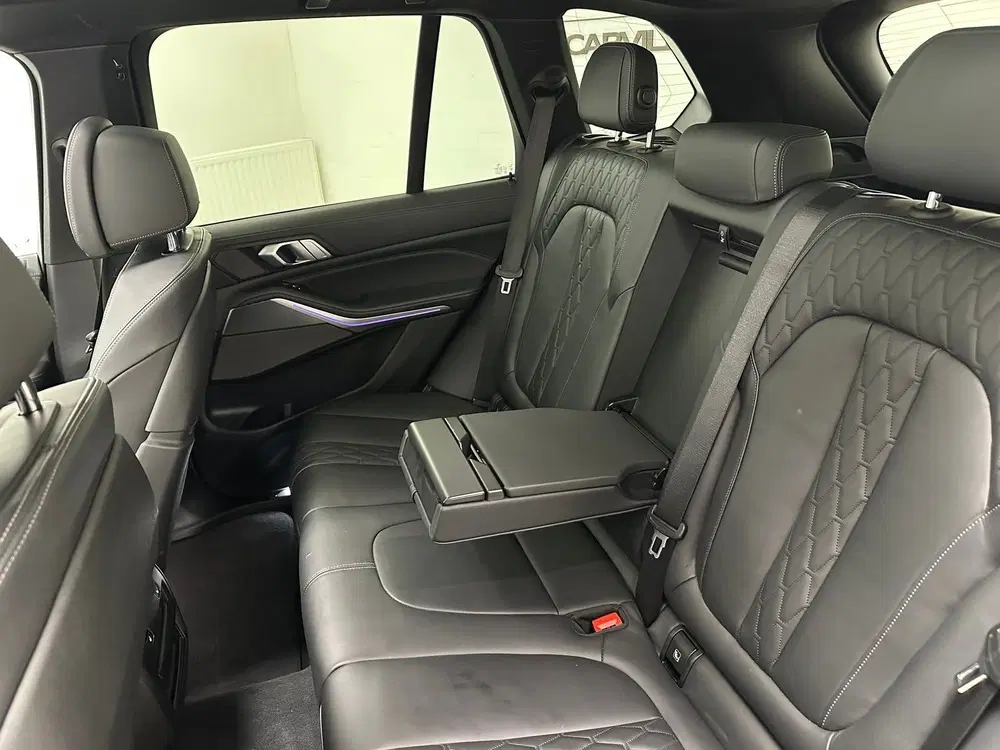 BMW X5 xDrive45e M-Sport uit 2020, foto 10