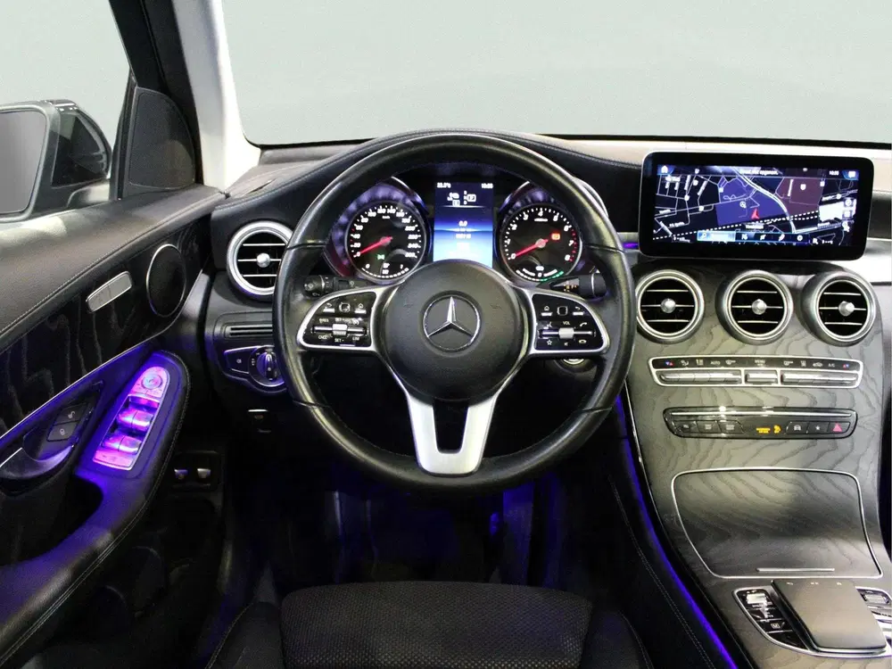 Mercedes-Benz GLC 300e 4MATIC Premium Plus uit 2020, foto 12