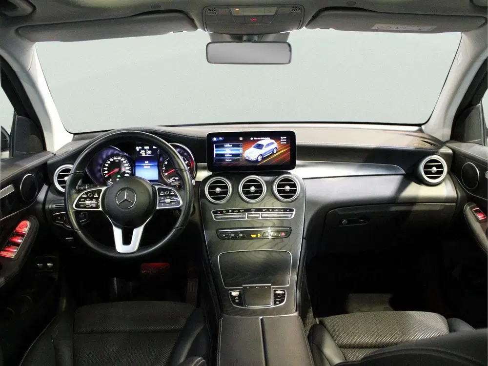 Mercedes-Benz GLC 300e 4MATIC Premium Plus uit 2020, foto 3
