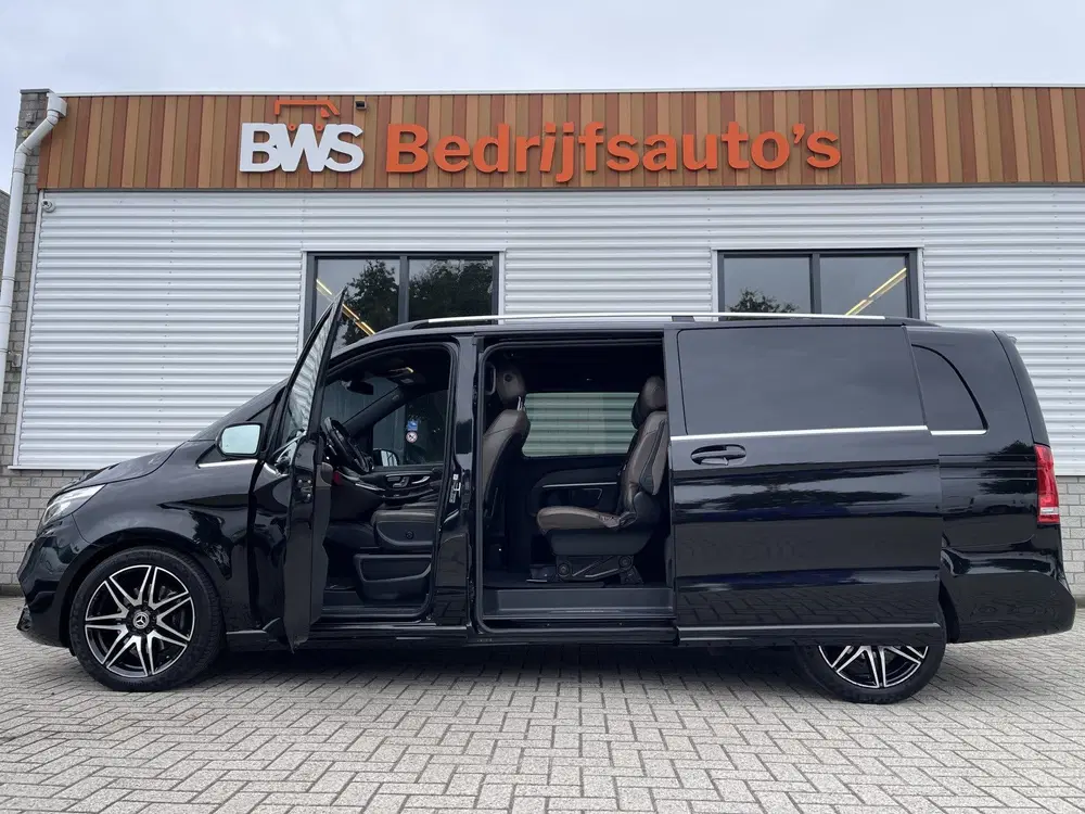 Mercedes-Benz V-Klasse 300d 237pk Extra Lang DC 5 persoons A uit 2021, foto 2