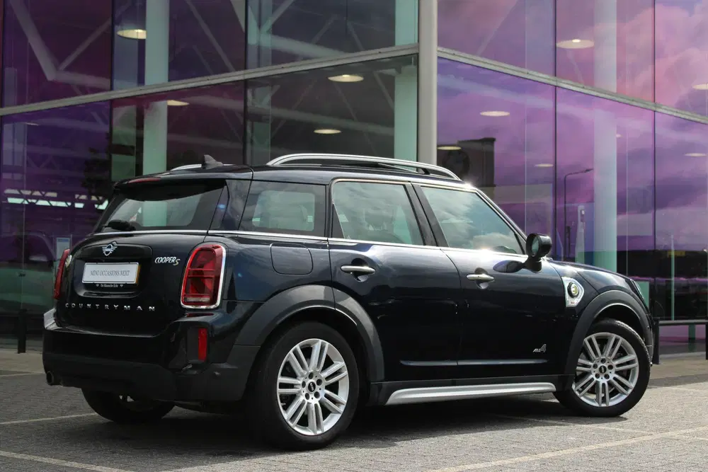 Mini Countryman Cooper S E ALL4 Classic Automaat uit 2023, foto 5