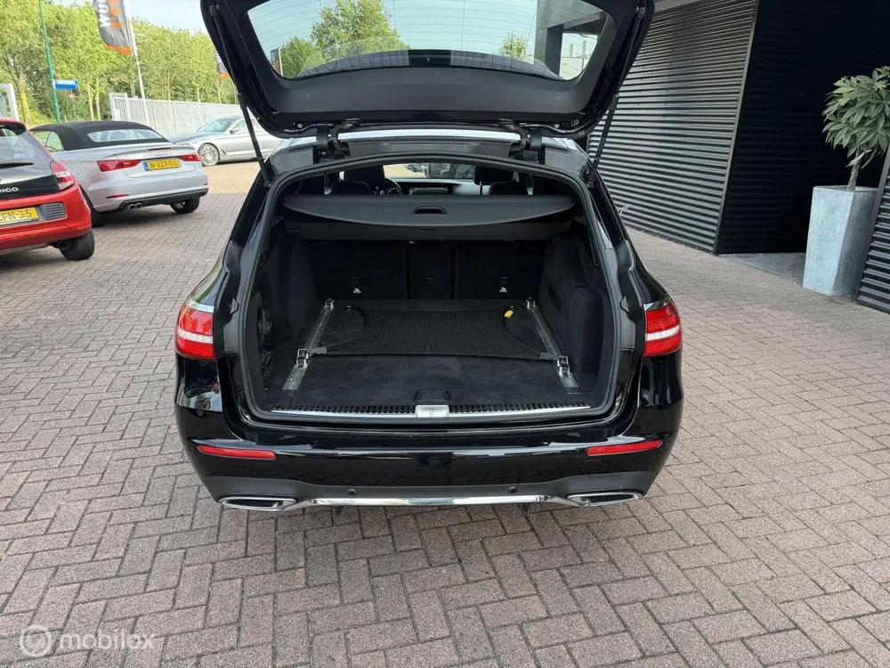 Mercedes-Benz E-Klasse Mercedes E-klasse Estate 400 d 4Matic Amg uit 2019, foto 6