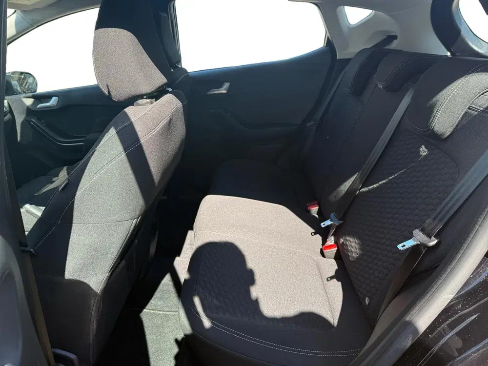 Ford Fiesta 1.0 EcoBoost Hybrid Titanium uit 2023, foto 6