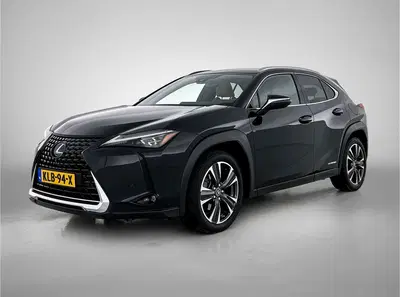 Lexus UX 250h Executive Line + President Pack uit 2020