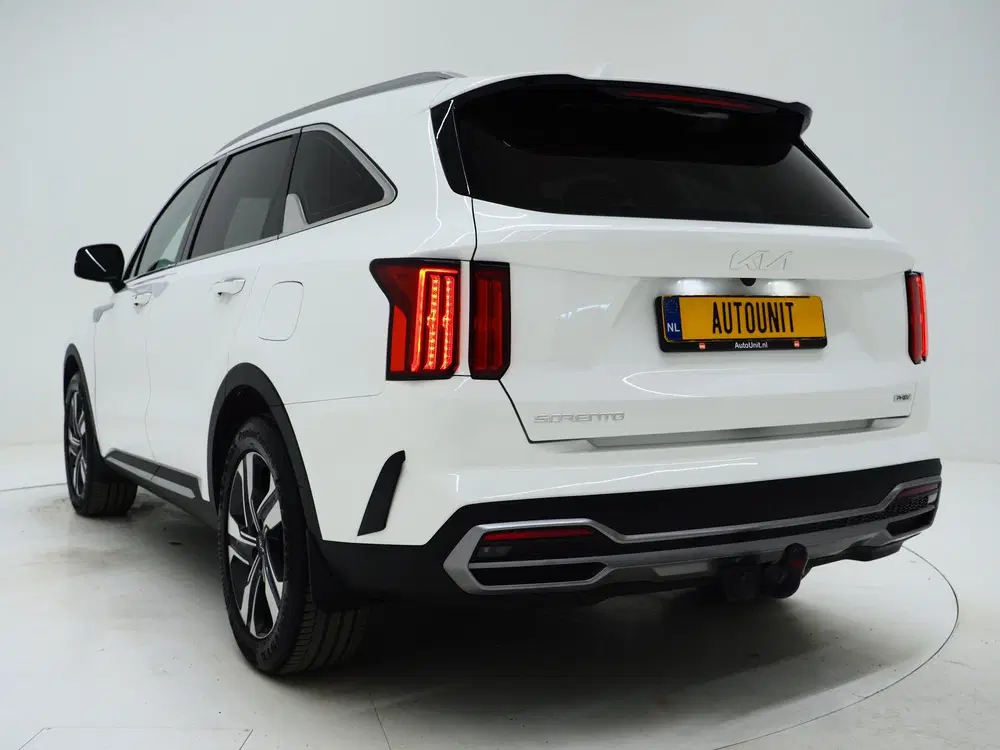Kia Sorento 1.6 T-GDI Plug-in Hybrid 4WD 7p. uit 2023, foto 3