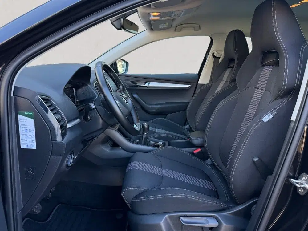 Skoda Karoq 1.0 TSI Business Edition uit 2021, foto 14