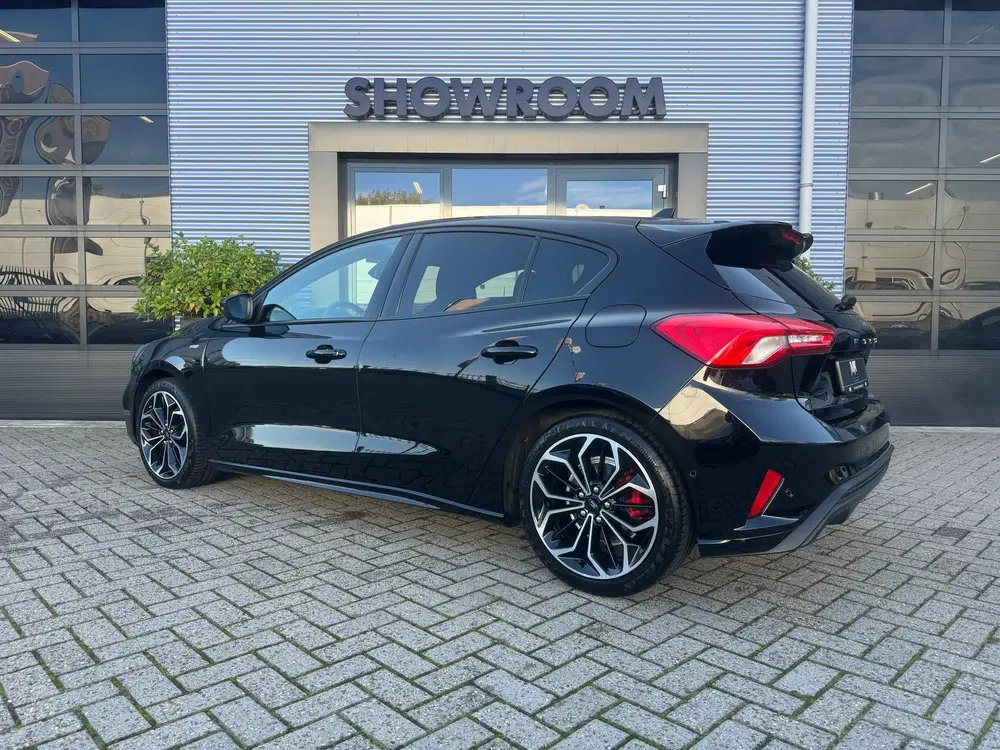 Ford Focus 1.0 EcoBoost ST-Line Black Automaat uit 2020, foto 3